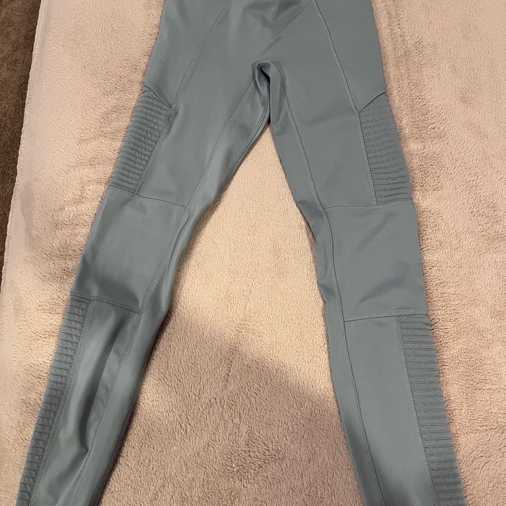 Fablectics Stylish Blue Leggings